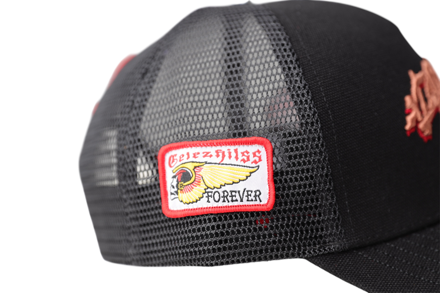 BLACK & RED CELEZHILLS HAT